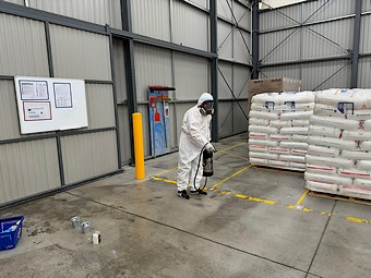 Likvidace švábů ve skladu